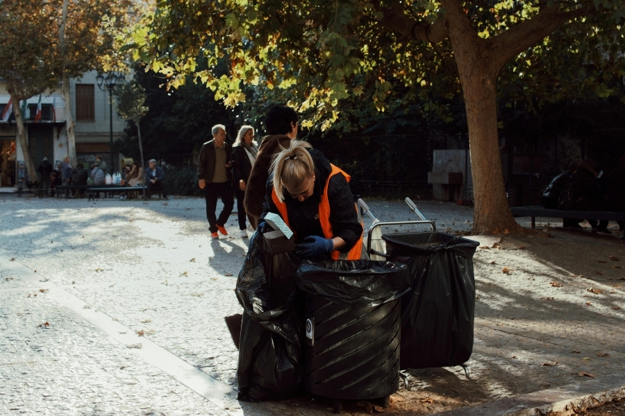 Garage Cleanout Checklist + Dumpster Rental Guide