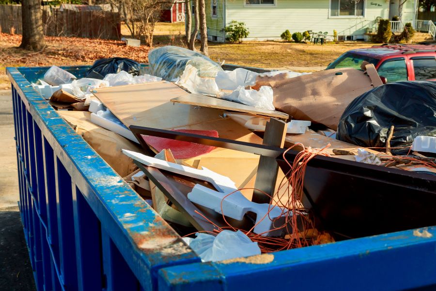 Commercial Dumpster Rental vs Junk Removal: Which Is Better?
